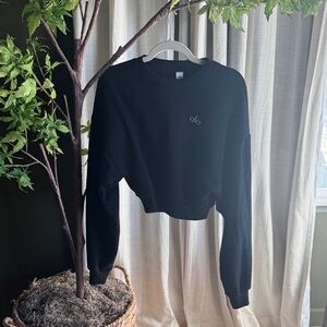 ALO Yoga Classic Black Cropped Hoodie